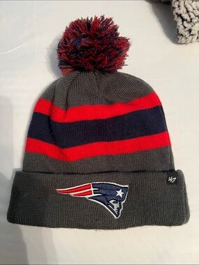 New England Patriots Pom Beanie - Gray with Red & Navy